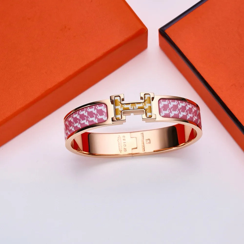 Bracelet Size 16 N77381