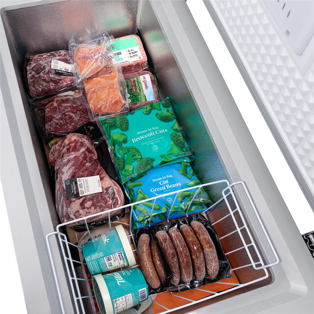 6.7 Cu. Ft. Compact Chest Freezer L1169