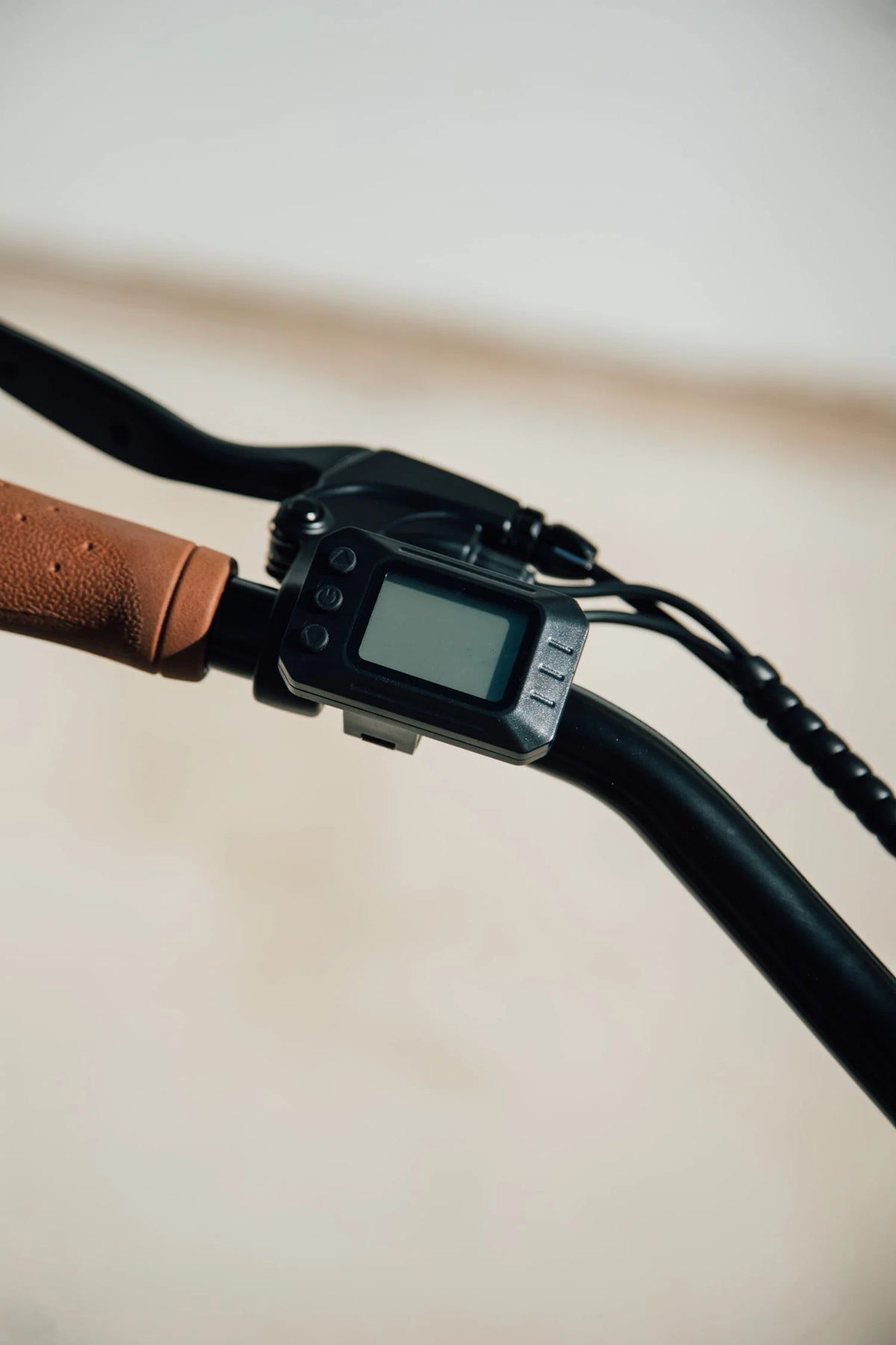 Electric Beach Cruiser Bike P315353