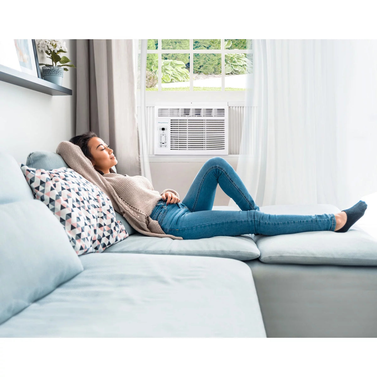 5,000 BTU Window Air Conditioner with Remote, White Q2733