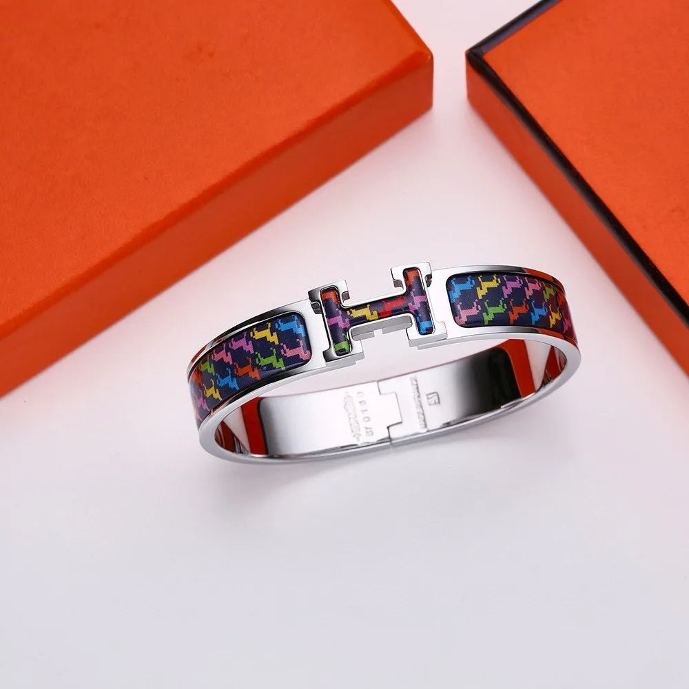 Bracelet Size 16 N77381