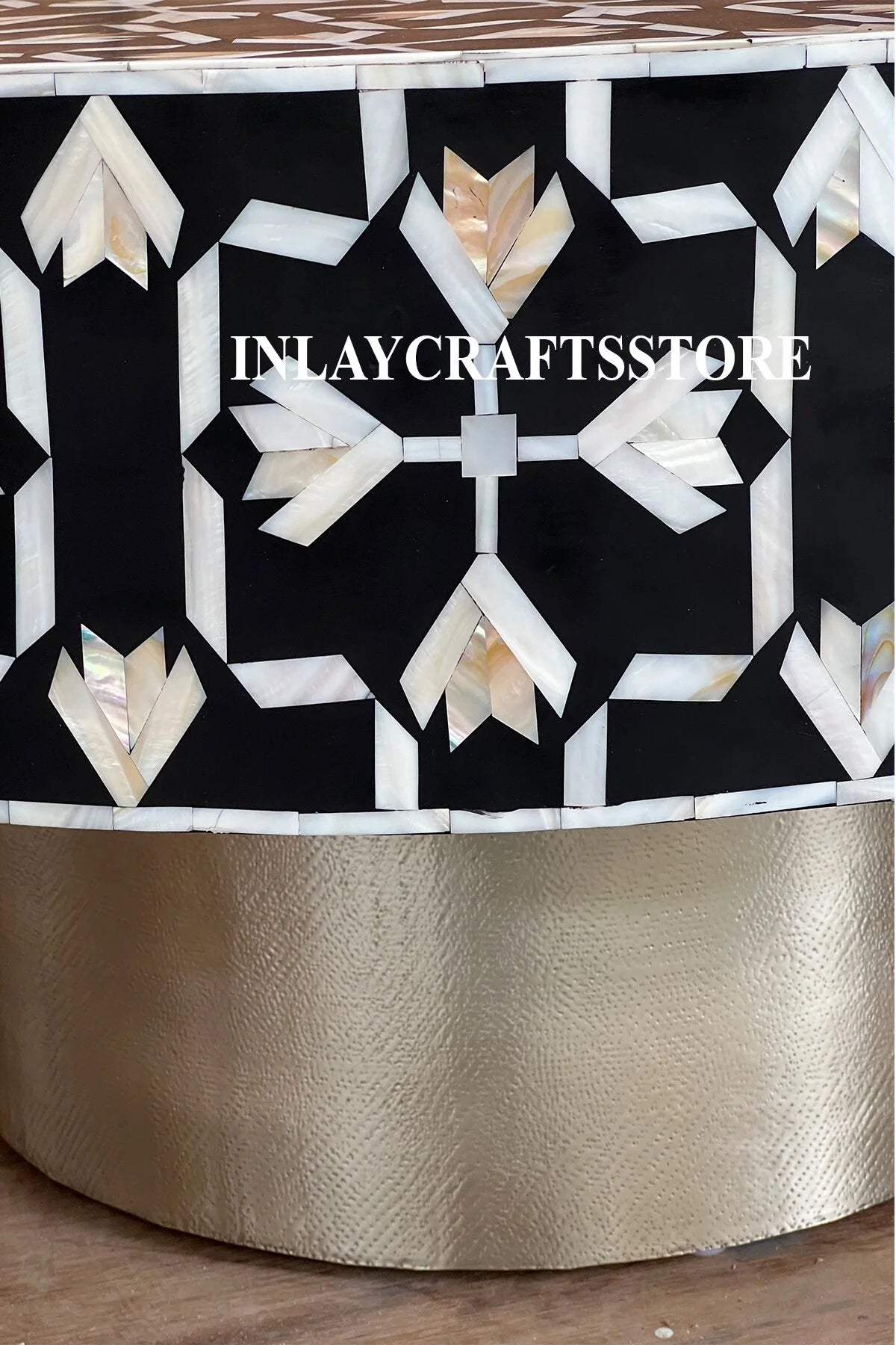 Black Mother of Pearl Round Coffee Table Z796727