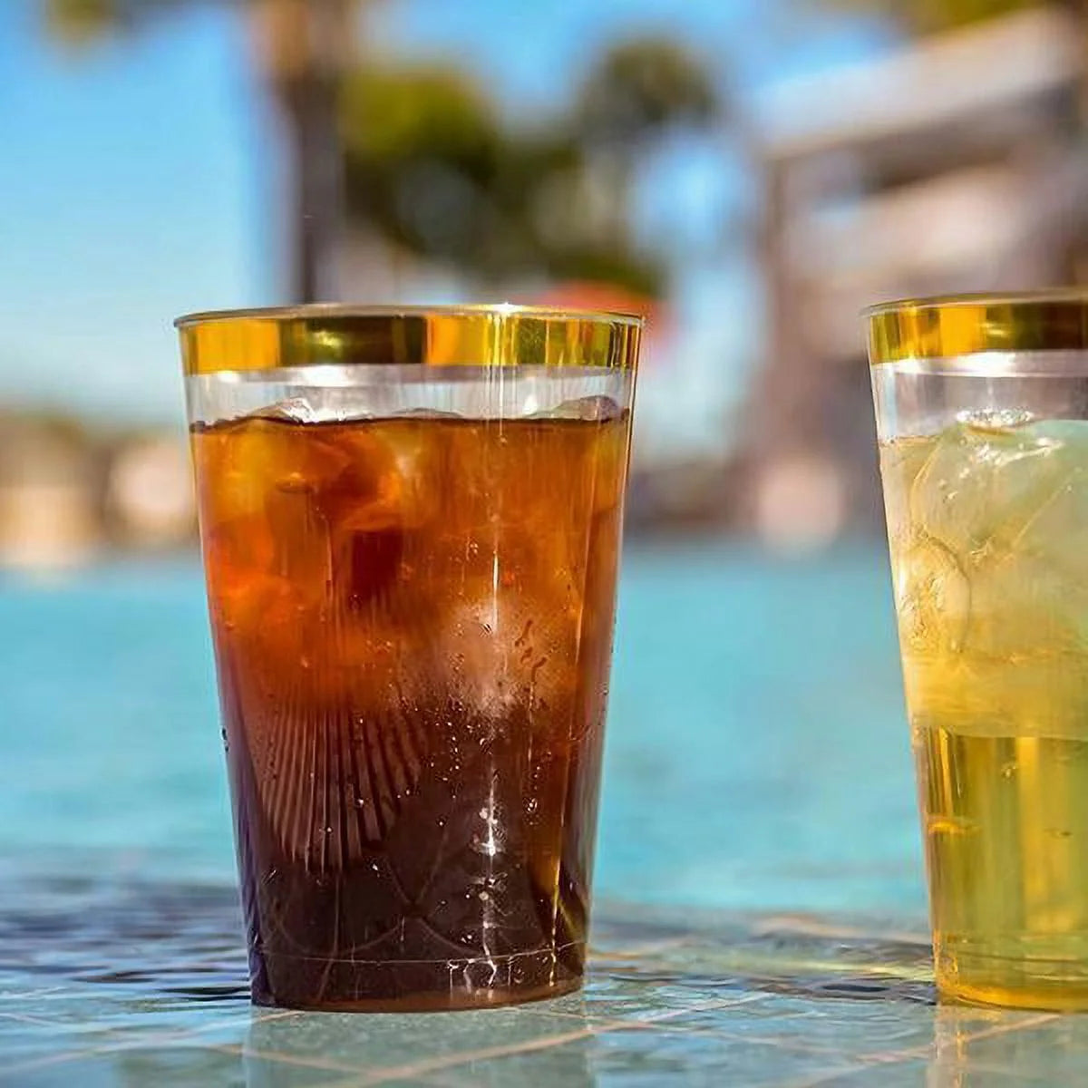 18 oz Clear with Gold Rim Plastic Cocktail Glasses S803848