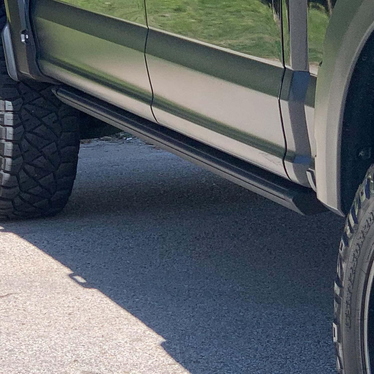 6” Power Retractable Running Boards Crew Cab O818