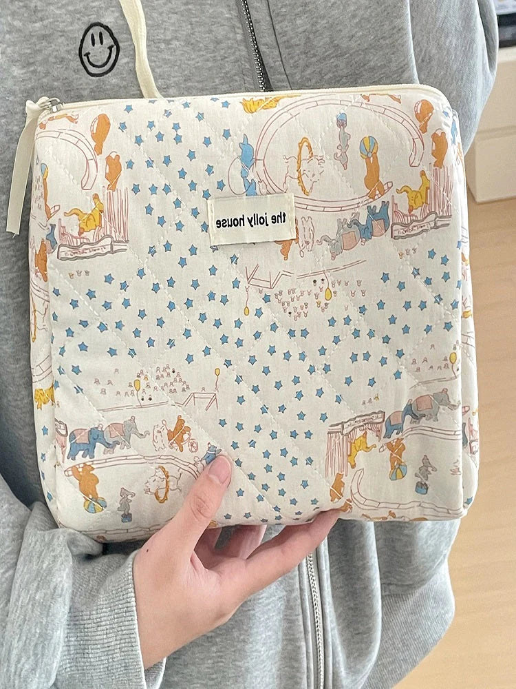 Makeup Bag I98244