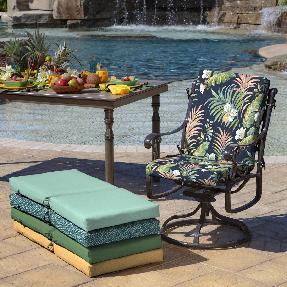 Blue Tropical Outdoor Dining Chair Cushion 20 x 20 D881346