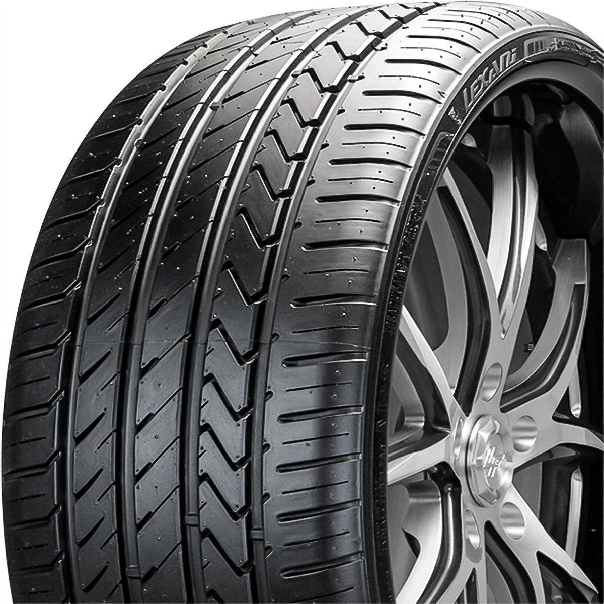 265/30R22 97W XL Performance A/S Tire D68972