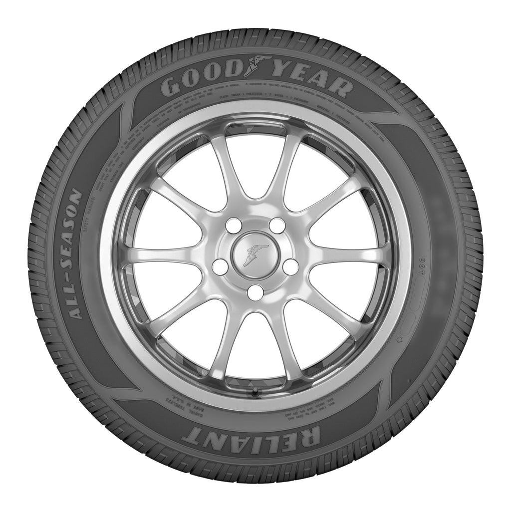 All-Season 215/70R15 98T Tire Y5581