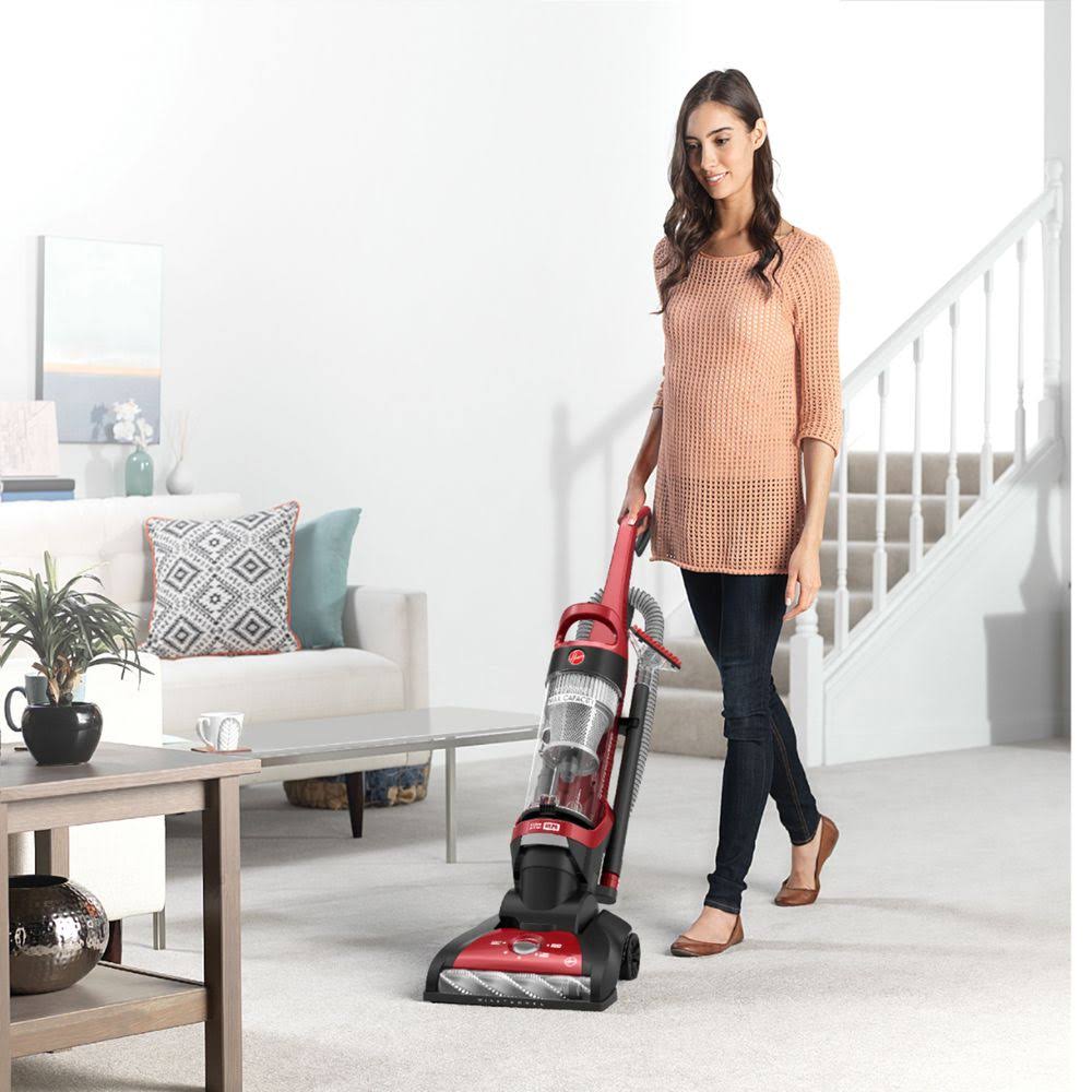 Upright Bagless Vacuum E8979