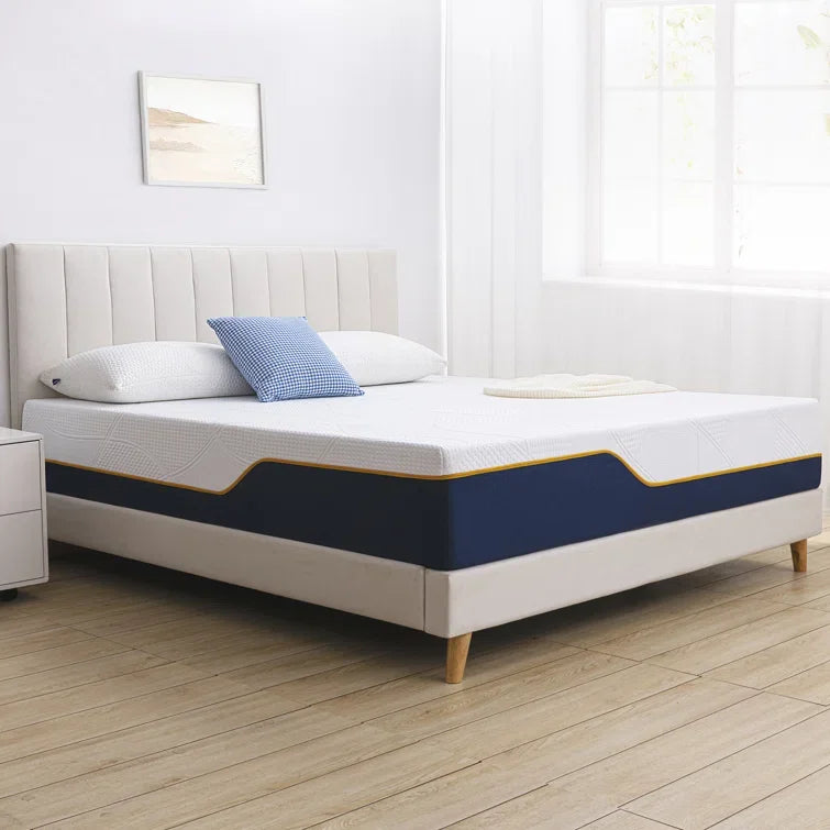 Queen Size Medium Plush Gel Memory Foam Mattress B23024