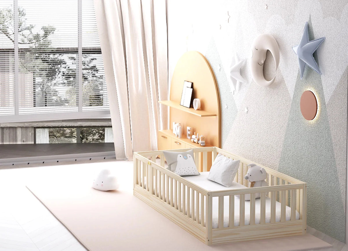 Hardwood Toddler Floor Bed with Gate D342