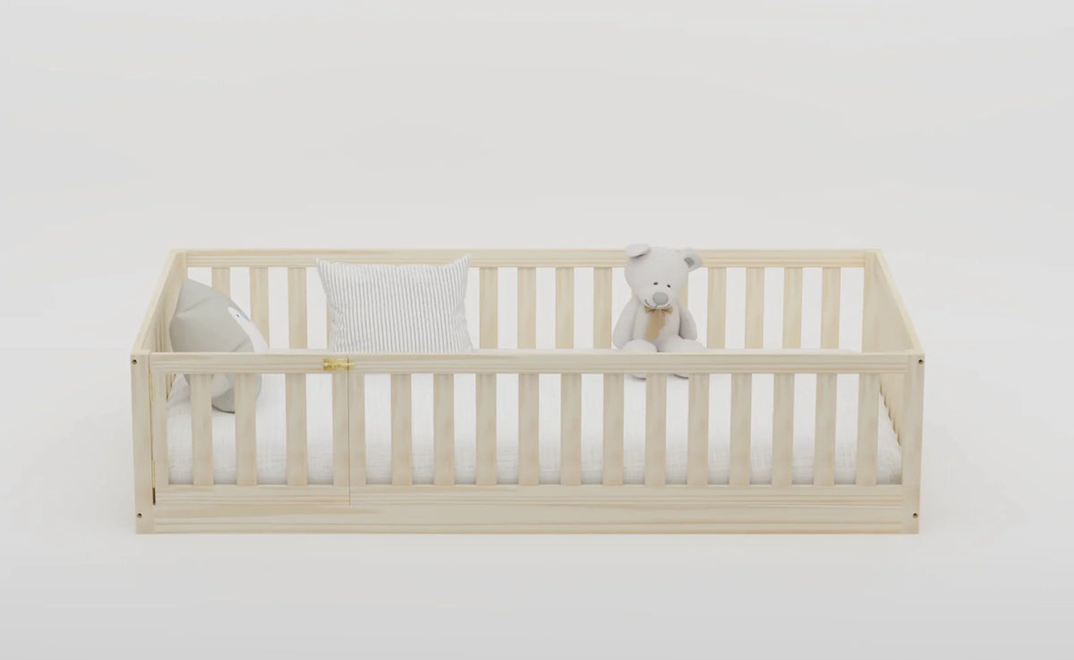 Hardwood Toddler Floor Bed with Gate D342