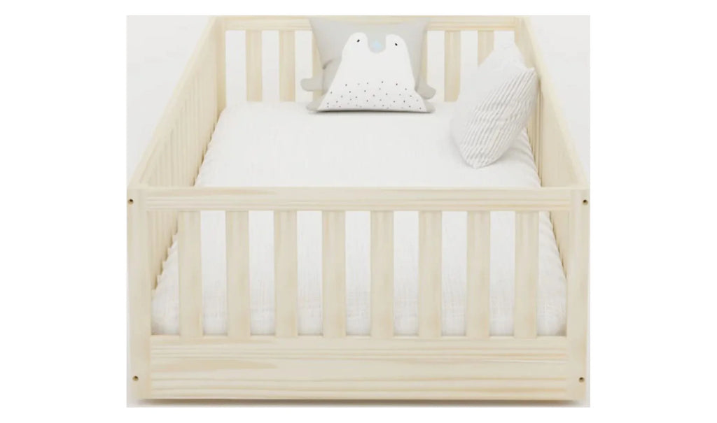 Hardwood Toddler Floor Bed with Gate D342