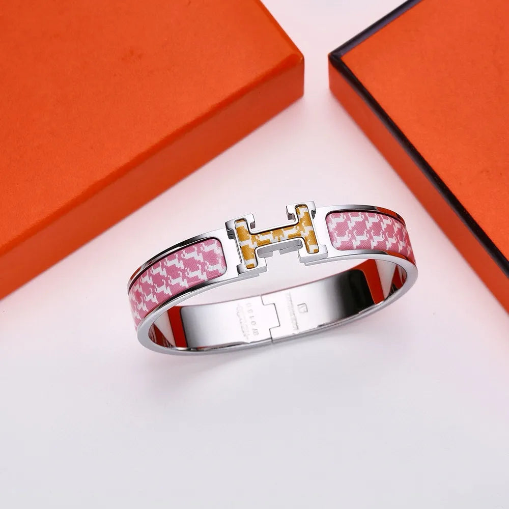 Bracelet Size 16 N77381