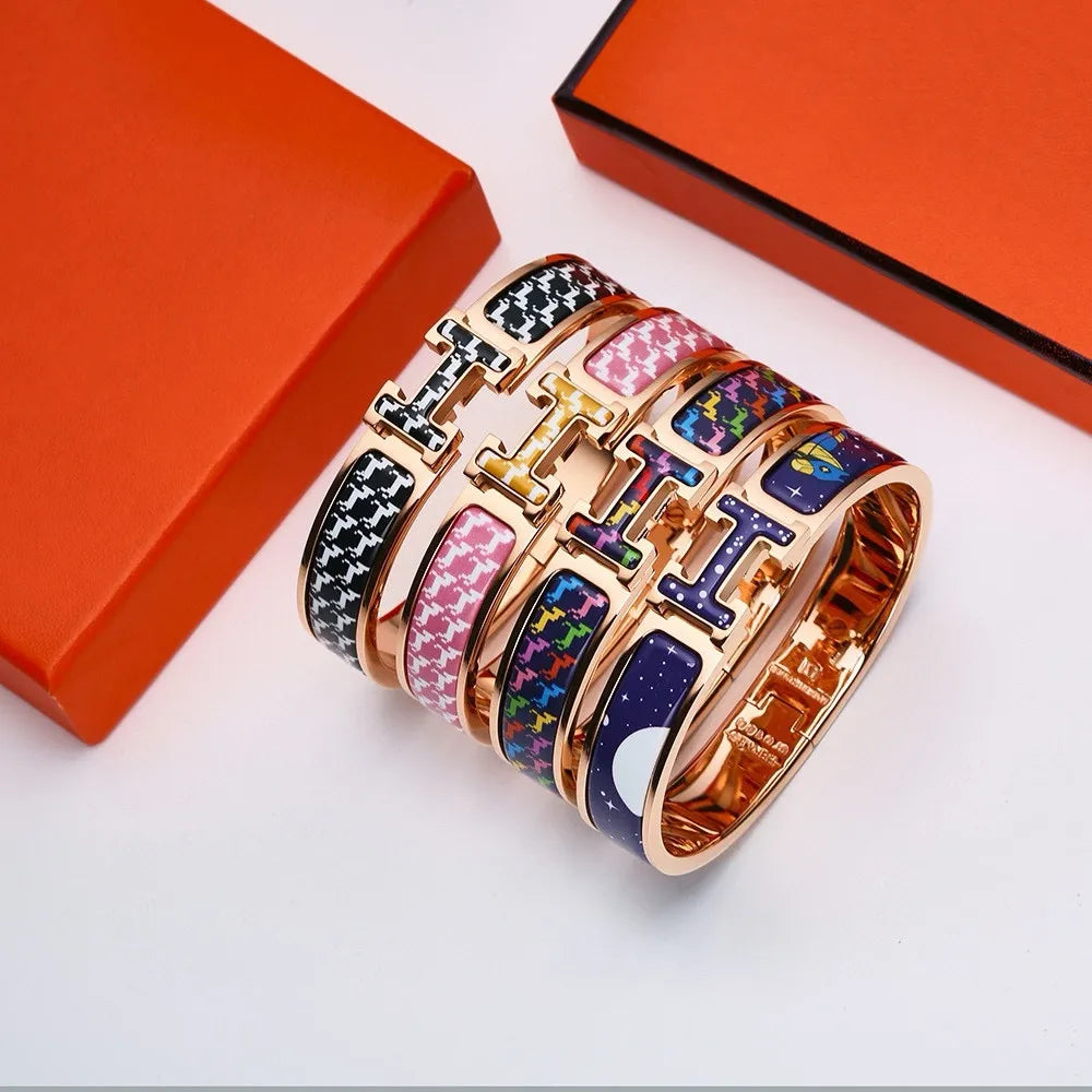 Bracelet Size 16 N77381